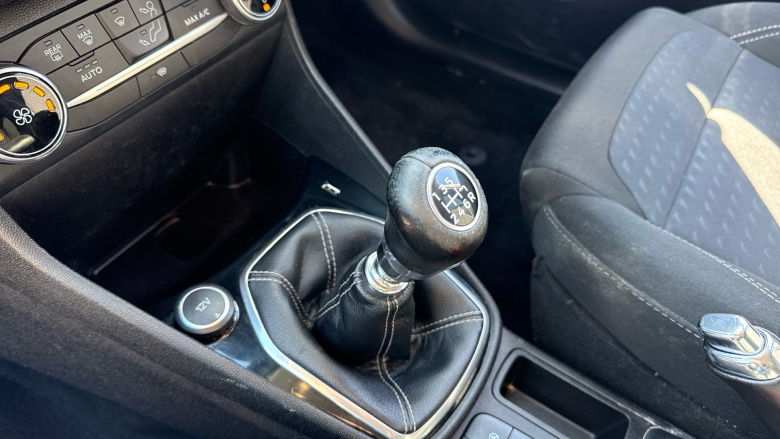 Ford Fiesta 1.0 EcoBoost Titanium 5dr Petrol Hatchback